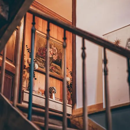 Bed and Breakfast Chateau Ecrin De Lumiere