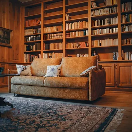Chateau Ecrin De Lumiere Bed & Breakfast Campsegret