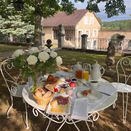 Chateau Ecrin De Lumiere