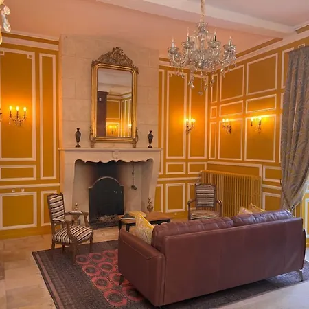 Chateau Ecrin De Lumiere 4*