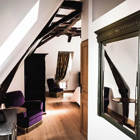Frühstückspension Chateau Ecrin De Lumiere 4*