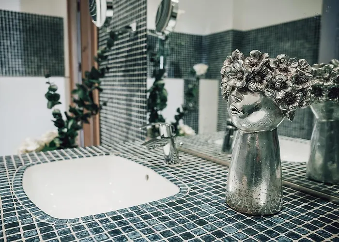 Bed & Breakfast Château Ecrin De Lumière Campsegret